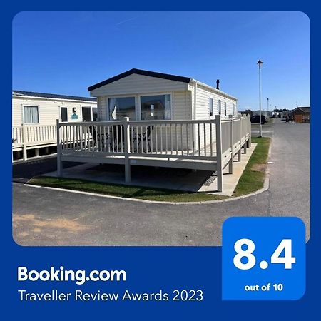 Pg173 Golden Palm Resort 6 Berth Caravan With Decking Чапел-Сент-Леонардс Екстер'єр фото